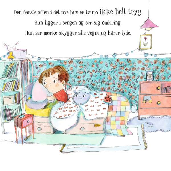
Opslag fra børnebog om frygt med illustration af barn i seng – pædagogisk bog om følelser

