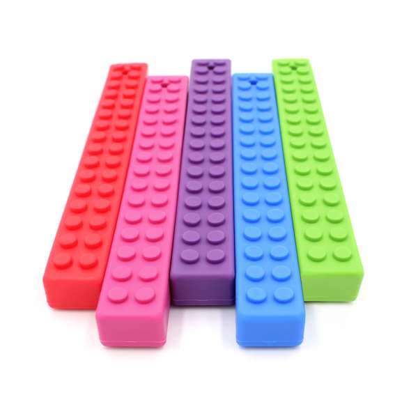 ARK MEGA Brick Stick i flere farver – stort tyggeredskab med struktur

