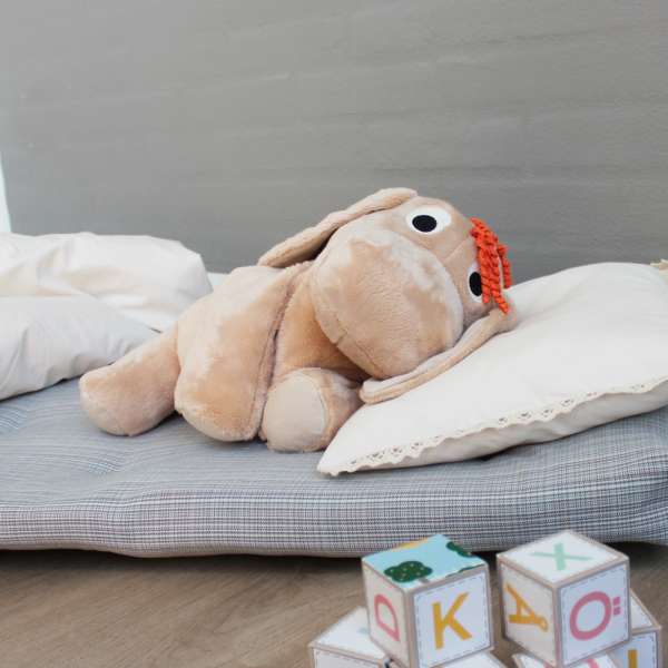 Æslet Rita hviler – tyngdebamse til tryghed og komfort

