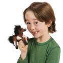 Barn leger med fingerbamse hest – stimulerer fantasi og rolleleg

