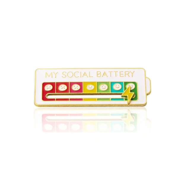 My Social Battery pin i hvid – viser socialt energiniveau


