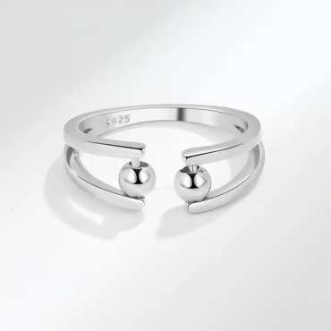 Anxiety ring med åben front i sølvfarve – justerbar ring med bevægelige kugler til ro og fokus

