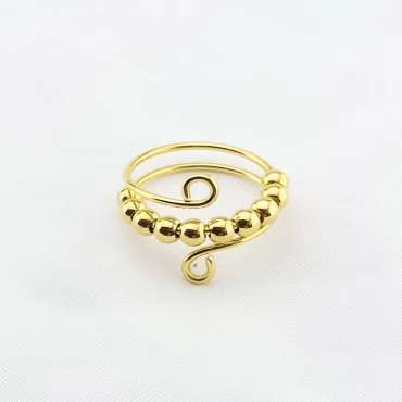 Anxiety ring dobbelt i guldfarve – justerbar ring med bevægelige perler til ro og fokus

