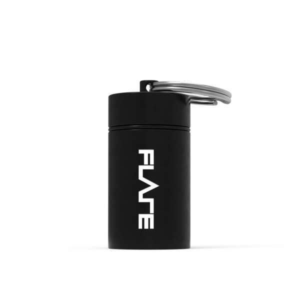 
Flare Capsule stor sort med nøglering – kompakt opbevaring

