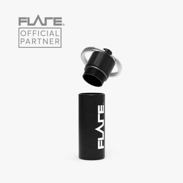 Flare Capsule, lille i sort