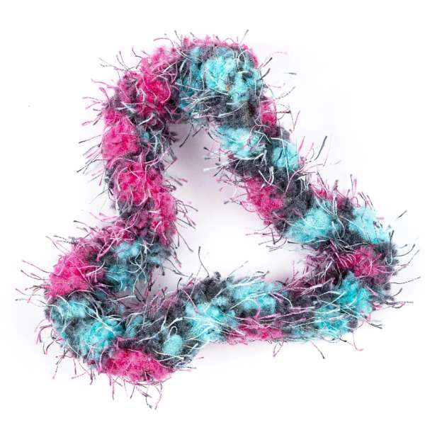 Furry Tangle i pink og turkis – sensorisk fidget med bløde fibre

