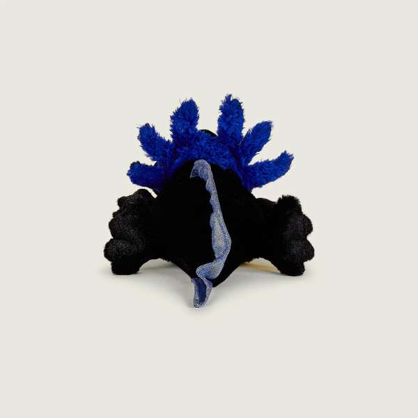 Warmies sort axolotl front – sanselig bamse med blødt design


