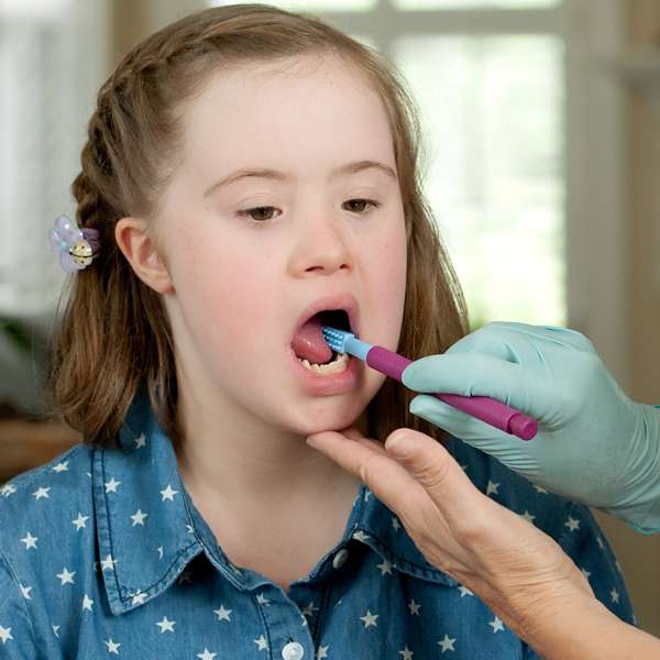 Barn bruger ARK Probe Tip – træning af mundmotorik, sensibilitet og oral stimulering

