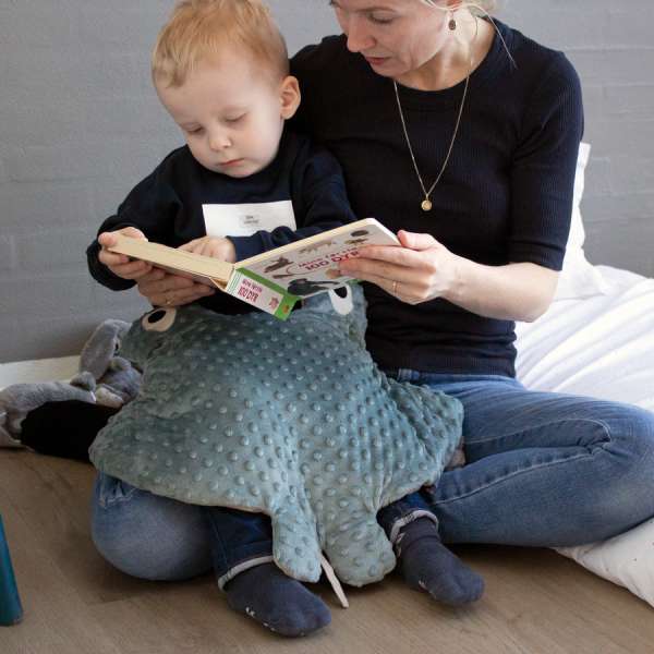 Tæppet lagt op, så fyld og form tydeligt ses, illustrerer komfort og vægt til sanseoplevelse