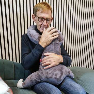 Sansebamse Mega Bent – voksen krammer stor tyngdebamse

