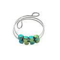 Fidget ring med multifarvede firkantede perler – justerbar stress ring med farvespil

