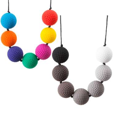 Berries bidehalskæde med tyngde i farver – sansestimulerende halskæde

