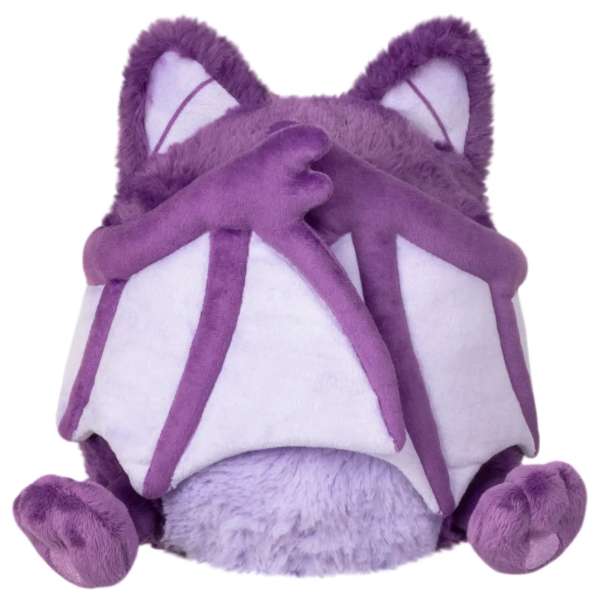 Spooky flagermus bamse bagfra med foldede vinger – blød lilla plush figur med detaljerede vinger

