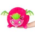 Dragefrugt drage plush bamse holdt i hånd – pink kawaii drage med grønne vinger og blødt design

