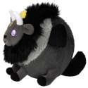 Baphomet bamse set fra siden – blød plush figur med sort pels, små vinger og horn

