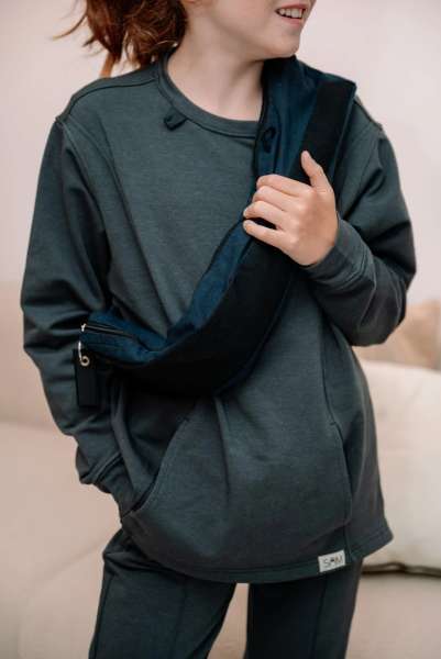 CalmDesign bæltetaske med tyngde close-up – blød taske med vægt til sanselig støtte

