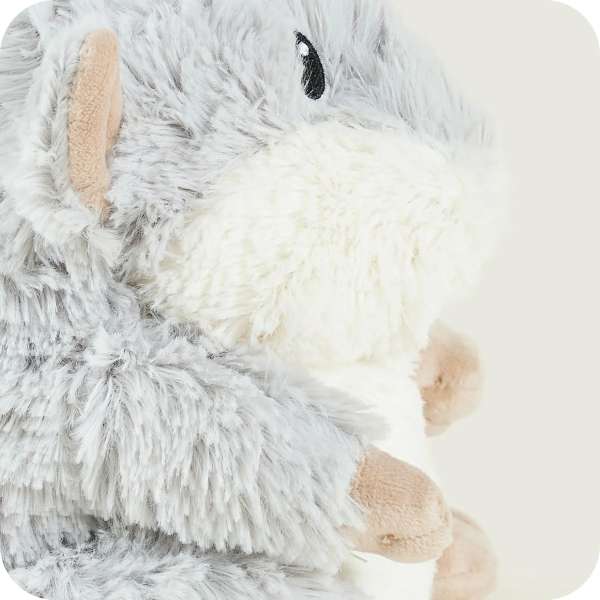 Sansebamse Warmies Grå Hamster ser tæt på 