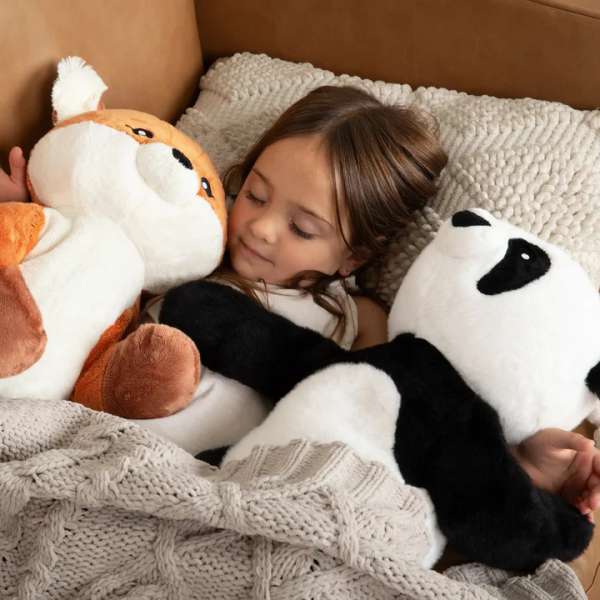 Ræven Forrest sov sammen med en pige og en at hans ven i en seng 