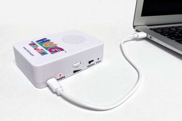 Demensdukken Hug by Laugh – vareprøve