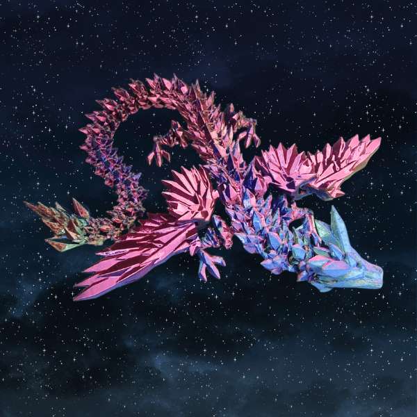 Detaljeret syn på dragens hoved og horn med vinger delvist synlige bagved

