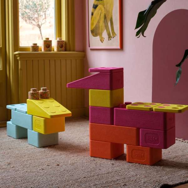 Bygge – startsæt “Tomke” (12 dele) er blivet lavet til to dyr