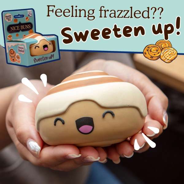 Kanelsnegl fidget – antistress klemmedyr ligge i en hånd