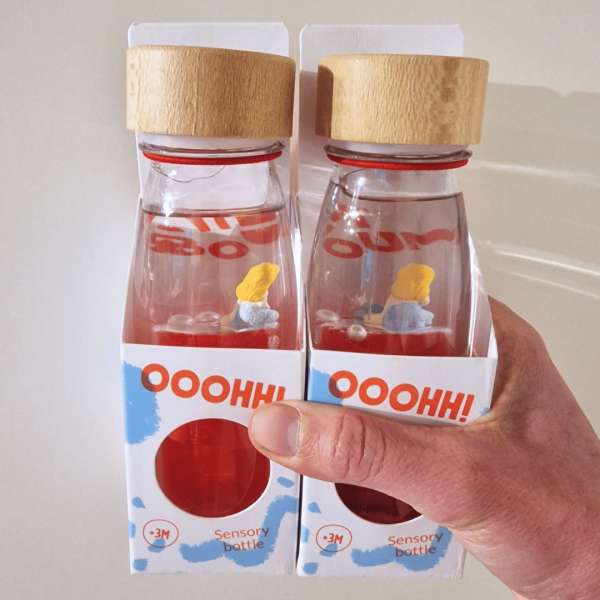 Sanseflaske Move Sea Sparkle 2. sortering i emballage – sensorisk flaske til børn fra Vicca.dk

