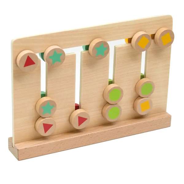 Detalje af Andreu Toys farve- og formmatch – pædagogisk trælegetøj.

