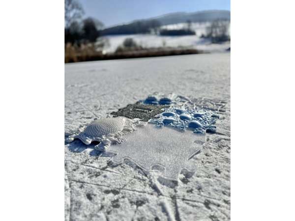 Muffik Vinter sansegulv i sne – stimulerer følesans og motorik

