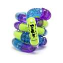Green Purple Parrot Tangle® Jr. Textured i grøn, blå og lilla med forskellige strukturer til taktil sansestimulering.

