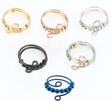 Fidgetring dobbelt med 10 perler i flere farver – justerbar anxiety ring til diskret fidgeting, koncentration, ro og sensorisk stimulering i hverdagen.
