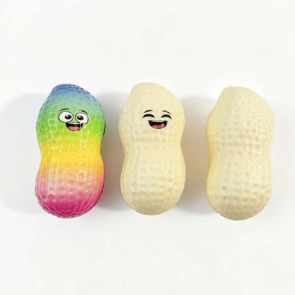 Squishy Peanut – blød slow-rise fidget formet som en jordnød med søde kawaii ansigter – squishy til sansestimulering, koncentration og uro i hænderne.

