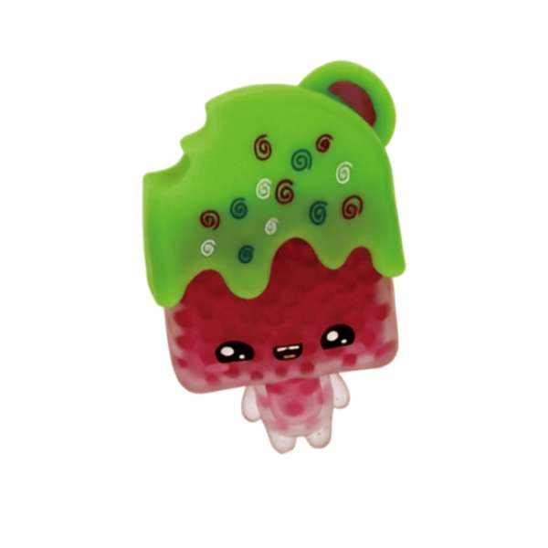 Squishy Sweets Vandmelon-ispind med grøn glasur og jordbærdesign – blød squishy fidget til sansestimulering, fokus og stressreduktion.

