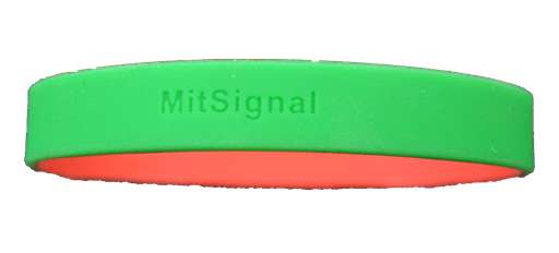 MitSignal armbånd barn er grøn på den en side og rød på den anden side 